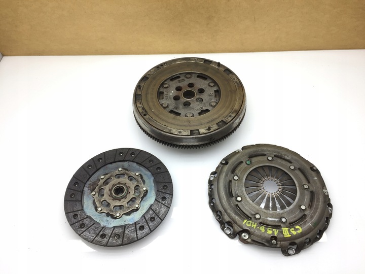 фото №1, Peugeot 2008 208 ii 1.5 синий hdi сцепление двухмассовый двухмассовый маховик двухмассовый маховик