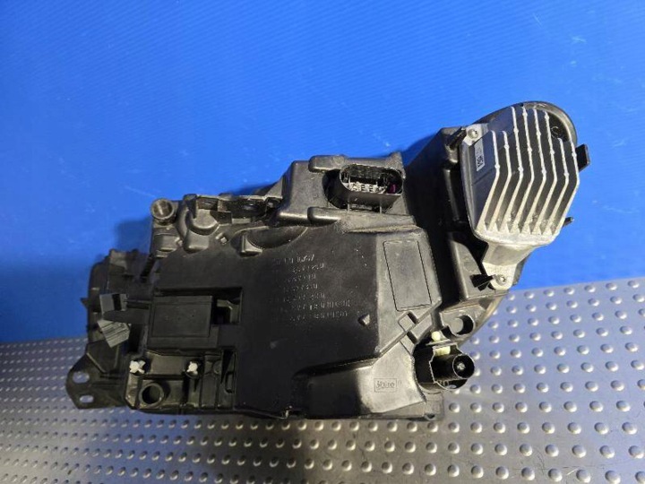 фото №14, Volvo xc40 ii полный led 32342525 фара передняя (головной свет, фара перед) правая