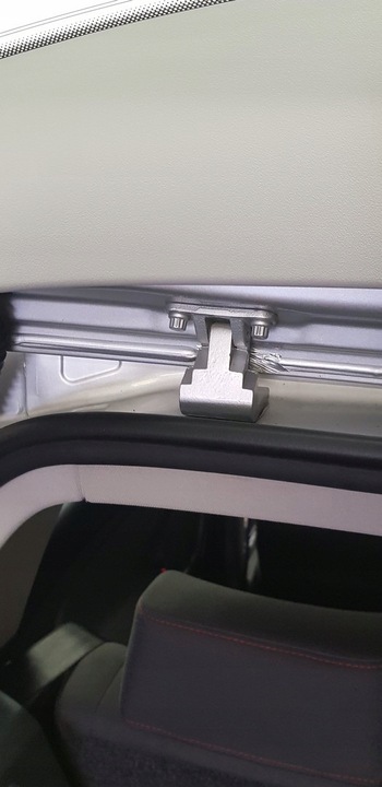 фото №1, Петля кришки багажника зад vw golf 5 plus