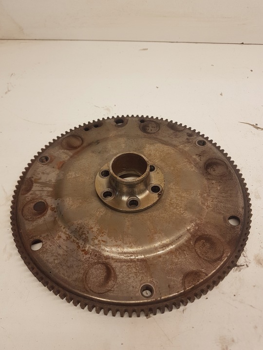 фото №1, Колесо маховики audi a4 b8 a5 2,0 tdi 03g105323k