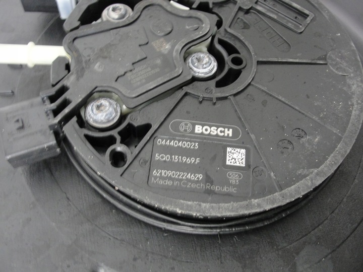 фото №7, Бак adblue vw passat b8 skoda superb iii 3q0131877f