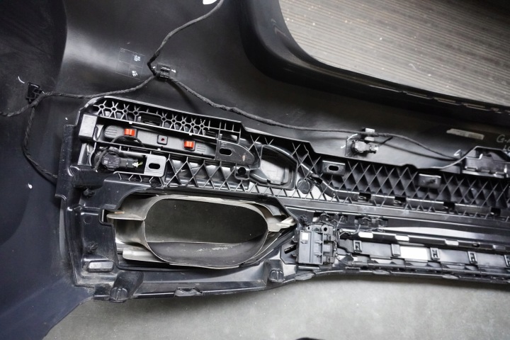 фото №10, Крышка бампер лампы bmw g11 g12 lci европа