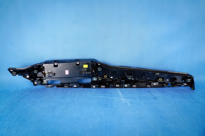 фото №8, Кронштейн панелі розподільчої led qq2 audi a6 4k a7 4k8 4k1857736 4k0947355r