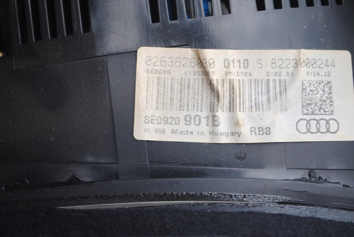 фото №6, Спідометр  прилади tdi audi a4 b7 8e0920901b