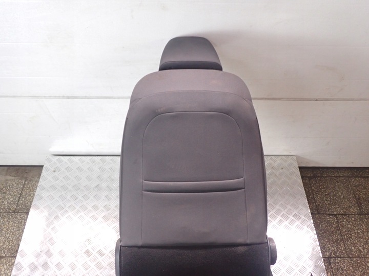 фото №6, Сидіння праві перед kia sportage iv 2018r 1.6 wd 88590-d9010 без гідропідсилювача застібки