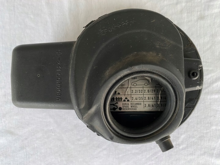 фото №12, Крышка заливка топлива seat cordoba ii - 6l5809905c / 6l0010278l / 1h0010092c