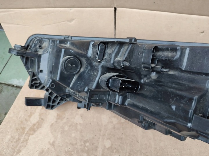 фото №12, Фара лампа правый перед skoda octavia iv mk4 2021 5e4941016 полный led