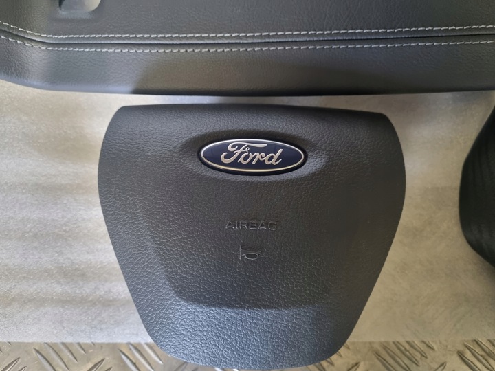 фото №8, Ford ranger wildtrak консоль ремни подушка безопасности оригинал