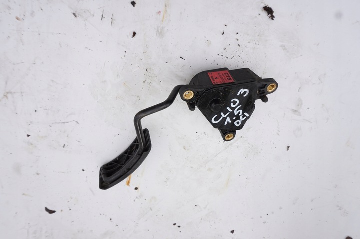 фото №1, Педаль газу потенціометр 8200297335-a renault clio iii 3 1.5 dci