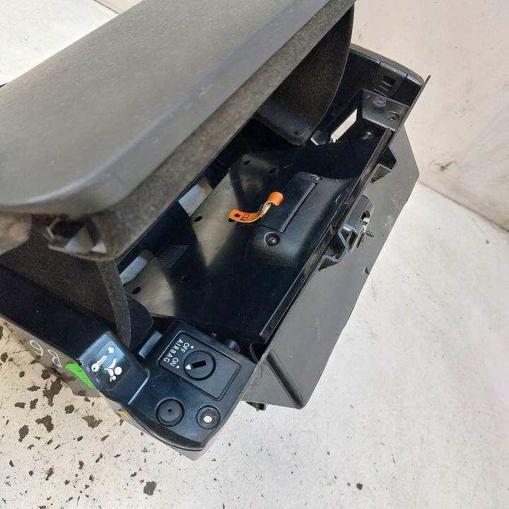 фото №8, Volkswagen vw passat b6 бардачок пасажира 3c1857097ap чорний