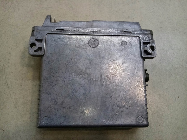 фото №4, Блок керування двигуна volvo v40 1.9 td 7700868321