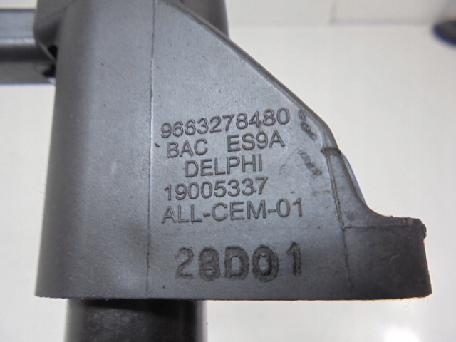 фото №9, Citroen c5 i катушка зажигания 3,0 v6 u5008 9663278480 kpl. 3 szt