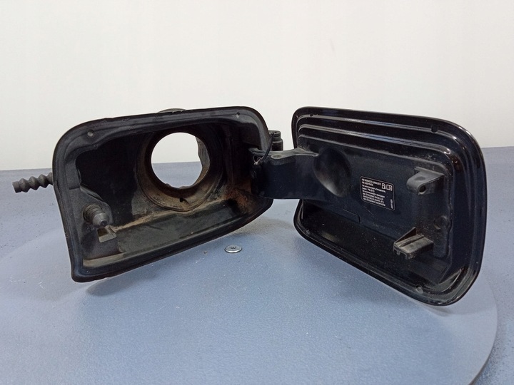 фото №5, Bmw 5 f10 кришка гніздо заливання пального 7204365 668 schwarz ii