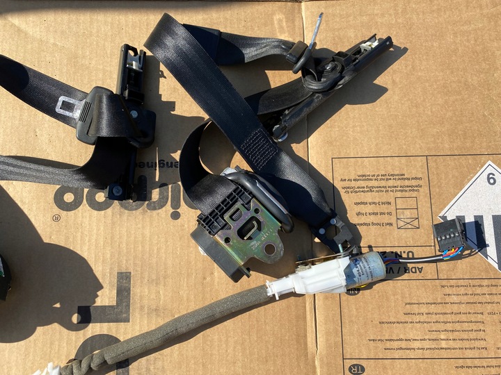 фото №3, Pas безопасности audi a8 d3 левый правые перед