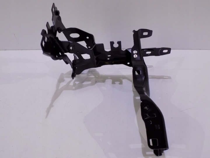 фото №8, Bmw 5 g30/31 - кронштейн лампи / панель кріплення фар l - 4253