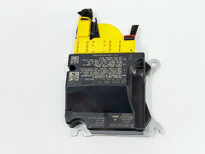 фото №1, Mercedes c-klasa w205 датчик модуль подушек повреждённый. 18r.