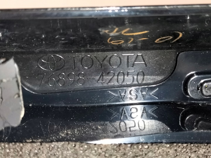 фото №9, Молдинг накладка скла кришки багажника зад ліва toyota rav4 rav-4 v 18-
