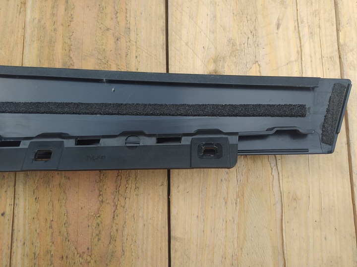 фото №6, Стійка планка захист двері лівий перед - bmw x1 f48