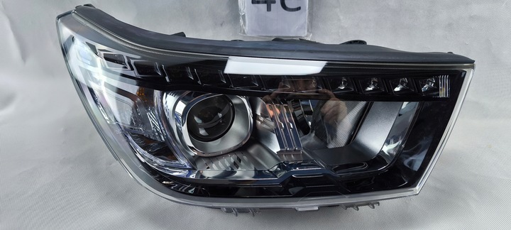 фото №1, Ssangyong tivoli фара led правые лампа правая фара 8310235300