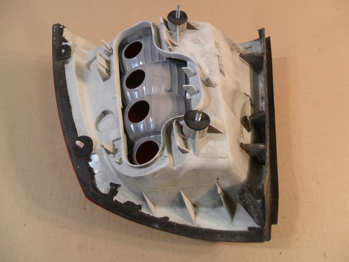 фото №13, Opel astra g 98 3d лампа левый зад задняя 90521542