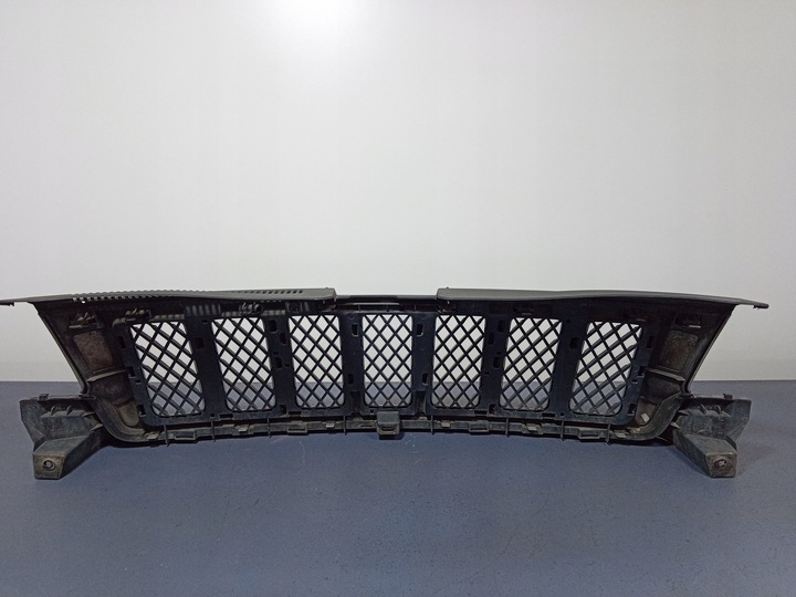 фото №2, Jeep grand cherokee wk2 решітка решітка радіатора хром