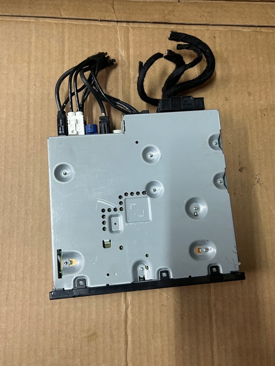 фото №5, Audi a1 q3 считыватель mib2 std nav 83a035063c