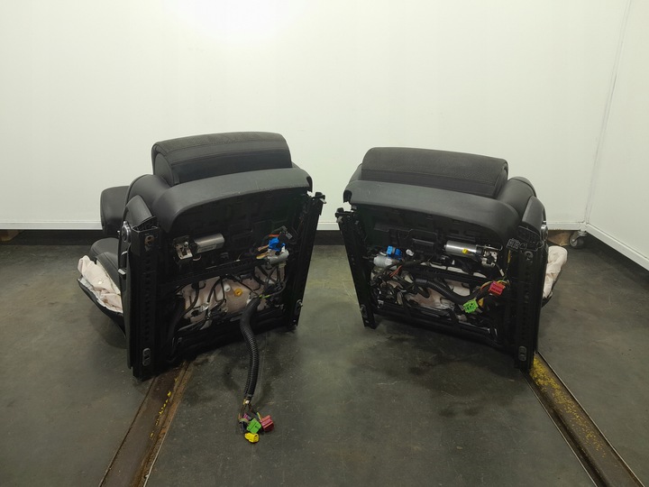 фото №13, Audi q7 ii 4m сидіння диван комплект шкіра алькантара 7 осіб s-line