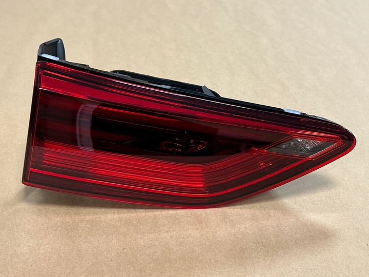 фото №1, Vw golf 8 viii лампа зад ліва 5h0945093d