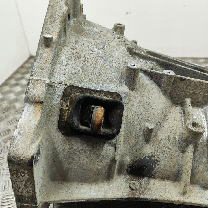 фото №6, Isuzu d-max 2018 механічна 6-ступенева коробка передач коробки передач