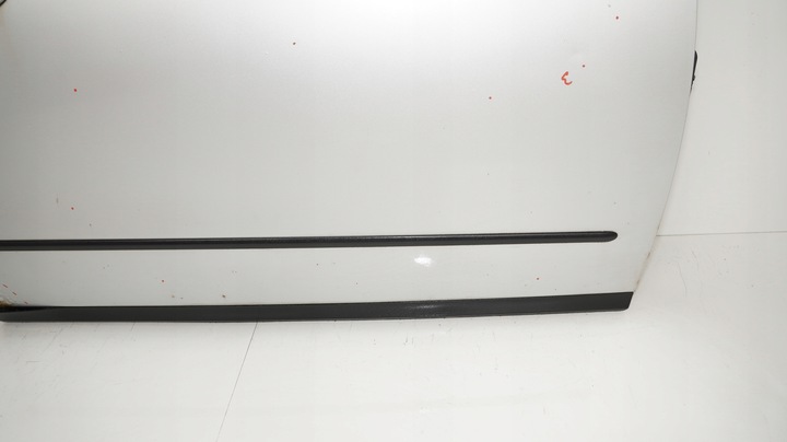 фото №7, Дверь правый перед vw passat b6 05-10r la7w