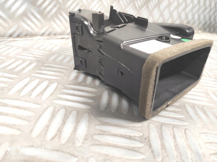 фото №8, Решітка повітропровід ліва з панелі розподільчої gm 39079605 opel astra k v