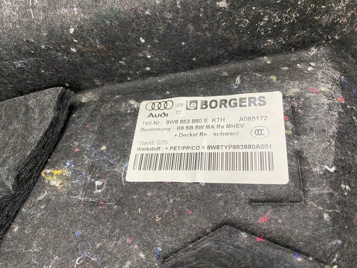 фото №7, Audi a5 8w f5 sportback праві боковина багажника зад освітлення бардачок 17-