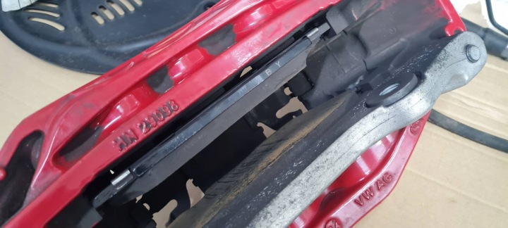фото №11, Sq5 q5 80a супорт затискачі диски перед передні 3.0 tfsi 350mm a4 s4 b9 a5
