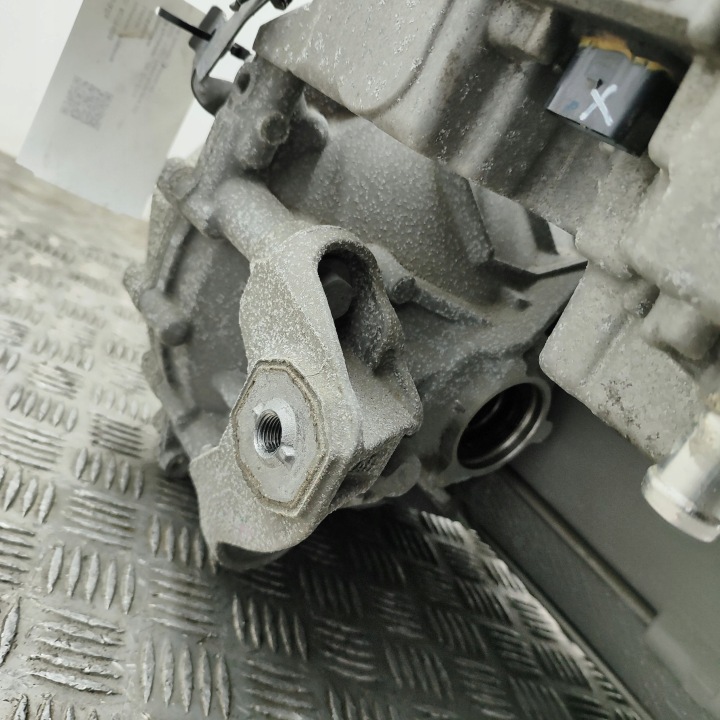 фото №10, Volkswagen id.4 2023 двигун