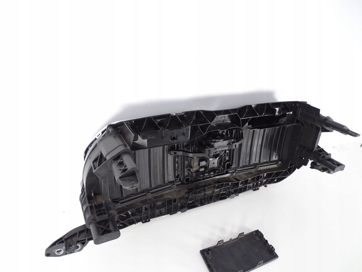 фото №9, Решітка радіатора решітка радіатор bmw 7 g70 + кермо повітря + радар