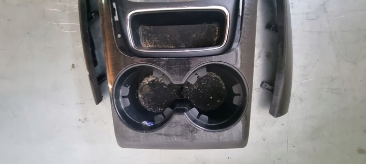 фото №7, Kia sorento рестайлінг 2008 панель тунелю середнього