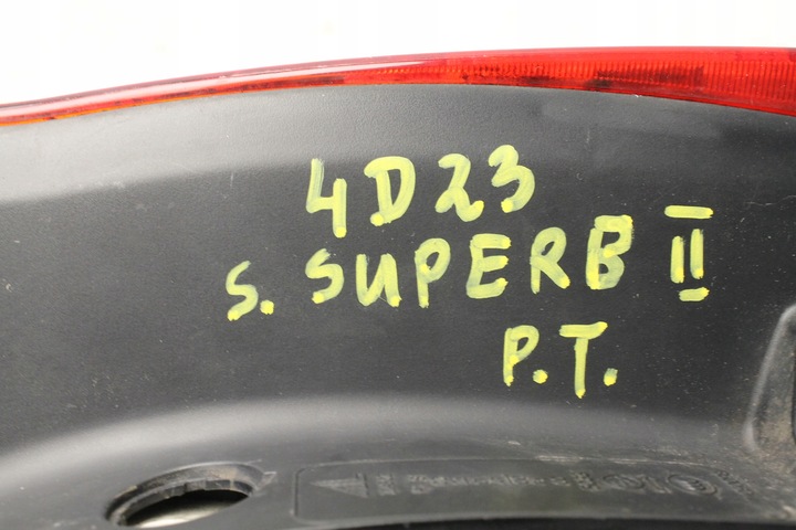 фото №8, Skoda superb ii универсал 08r- лампа задняя зад правая