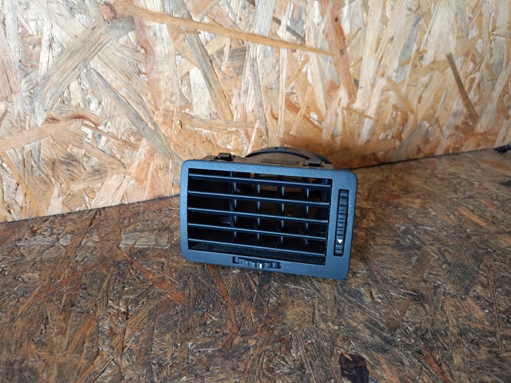 фото №1, Решётка воздуховод левая skoda octavia i рестайлинг