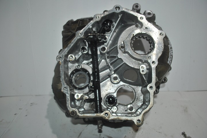 фото №1, Кришка корпус коробки audi gyj 01j301383t