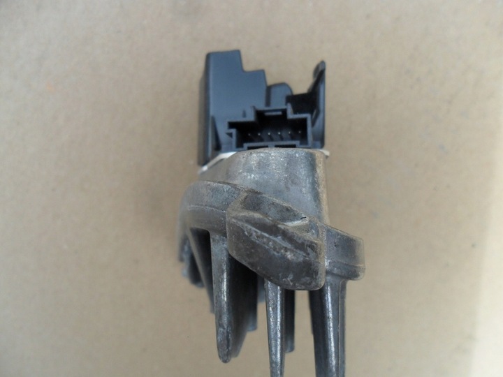 фото №12, Renault kadjar перетворювач модуль led 19623501