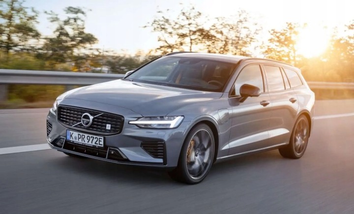 фото №2, Volvo v60 ii 2021 поріг правий з середній довгим стійкою i задній nadkolem