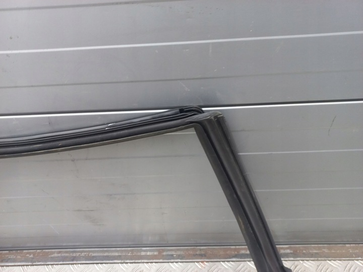 фото №9, Audi a5 2018 зад сторона правая резиновая прокладка дверь задних