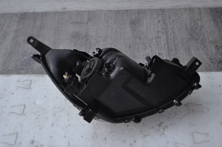 фото №13, Лампа левая mitsubishi space star ii 2 13-19 w0563