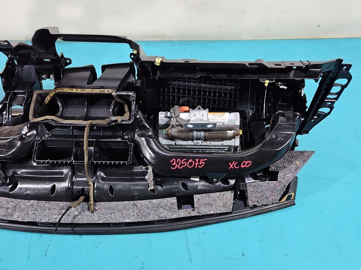 фото №8, Панель раздаточная консоль подушка безопасности пассажира volvo xc60 i 08- радар оригинал