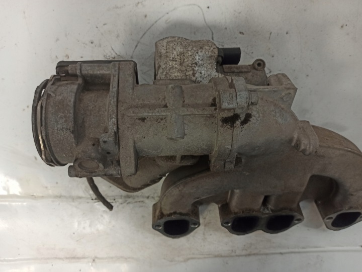 фото №16, Vw passat b6 2.0d колектор впускний  клапан egr 03g129713k 03g129637a 03g128063m