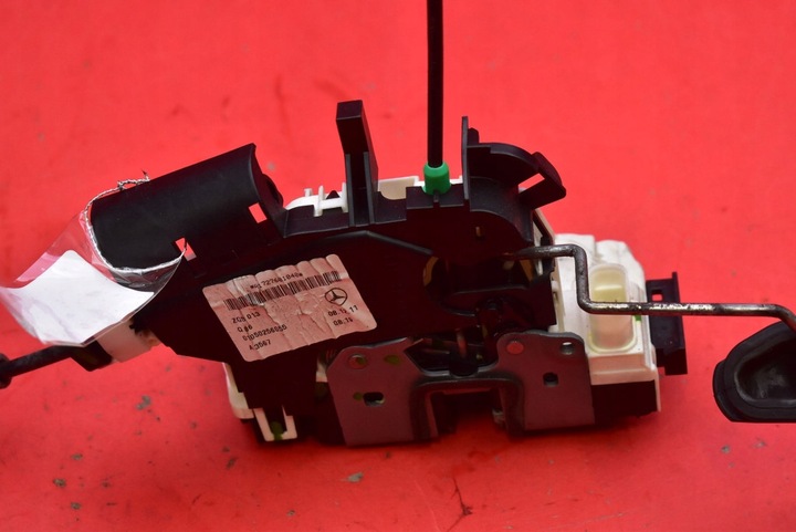 фото №5, Замок двері правий перед переднє uk a1727601040 mercedes slk r172 11-20