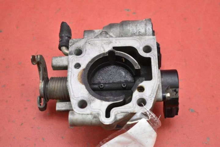 фото №6, Дроссельная заслонка zm01 5580 mazda 323 bj 1.6 16v 95 km 98-00