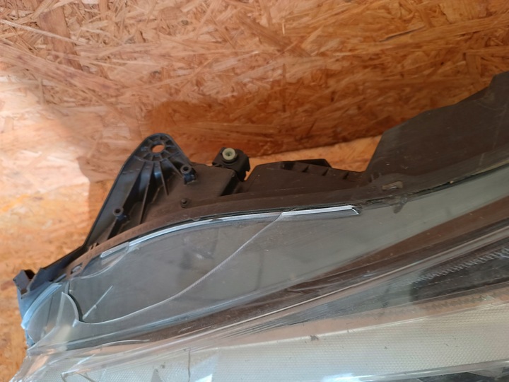 фото №10, Лампа левый перед фара eu em2b-13w030-eh ford s-max ii mk2 полный led