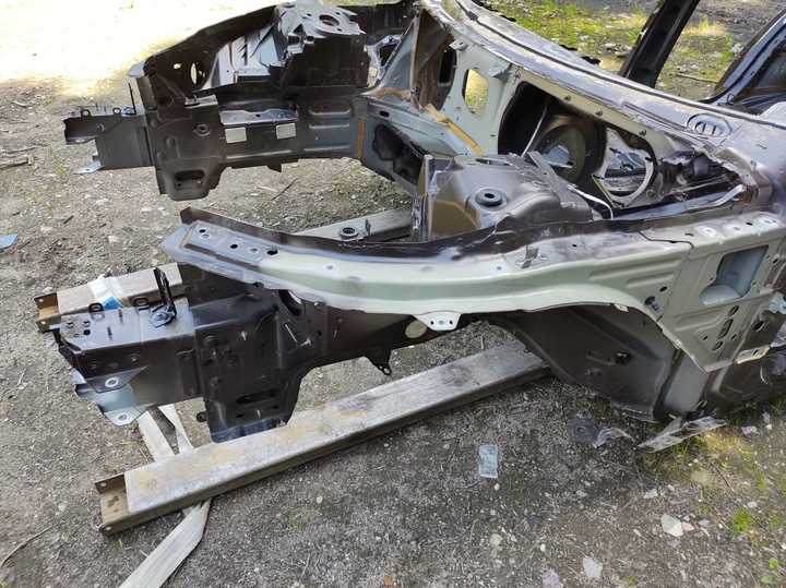 фото №10, Volvo v60 18r- лонжерон левый перед