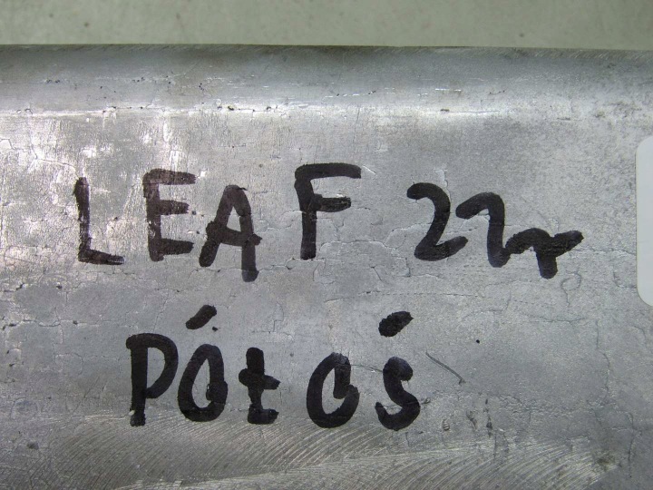 фото №8, Leaf ii ze1 21r кронштейн поддержка полуось 210201a061